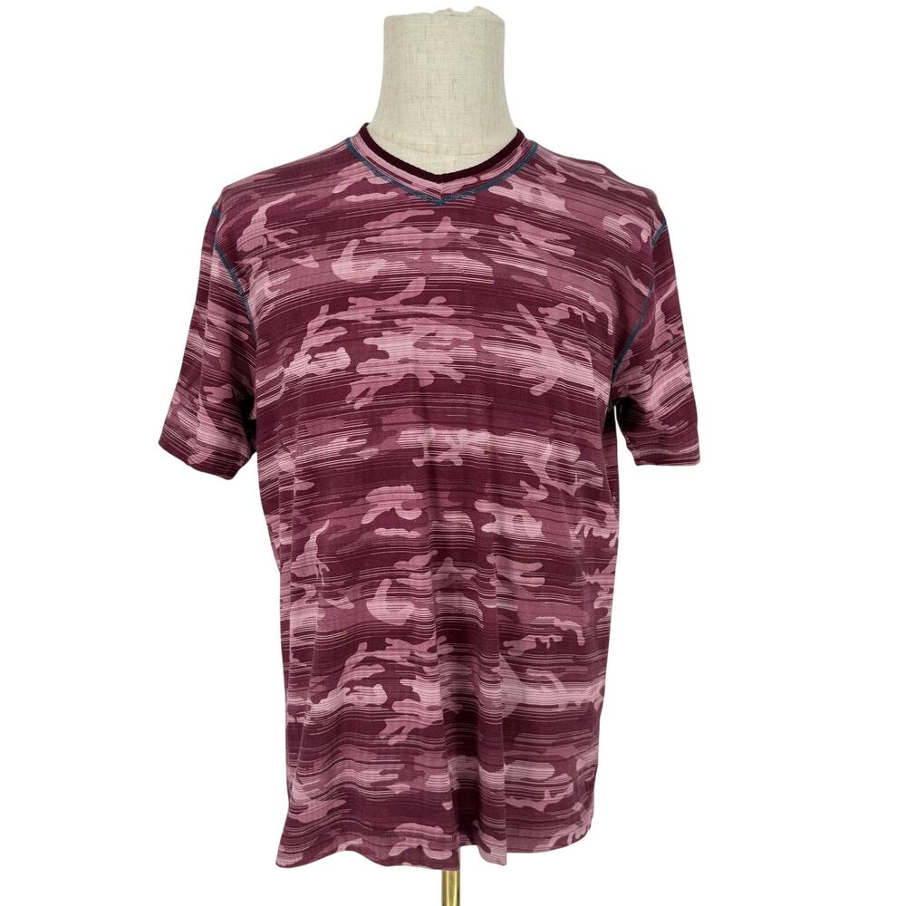 Robert Graham Rhodes Short Sleeve V-Neck Knit T-Shirt Burgundy Camouflage M